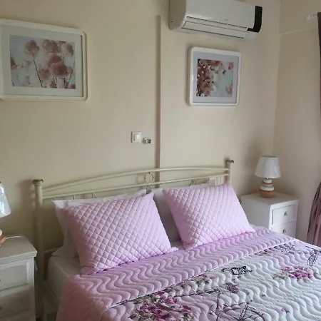 Lovely Appartments Lygia Korinthias Apartamento *